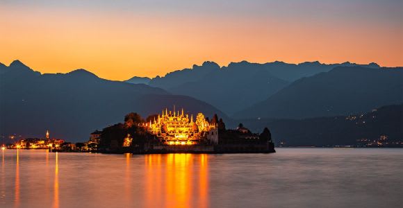 Stresa: Rejs o zachodzie słońca po jeziorze Maggiore i Wyspach Boromejskich