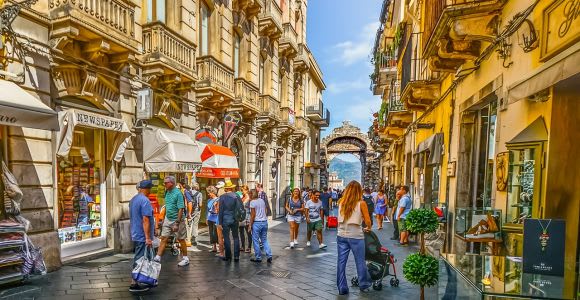 Ab Palermo: Tagestour zum Ätna & nach Taormina