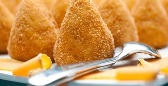 Taormina: Clase de Elaboración de Arancino con Bebidas