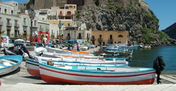 Desde Taormina: Excursión a las Eolias en minicrucero por Lipari y Vulcano