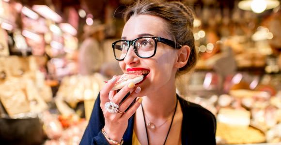 Bologna: Self-Guided Food Tasting Tour with Vouchers