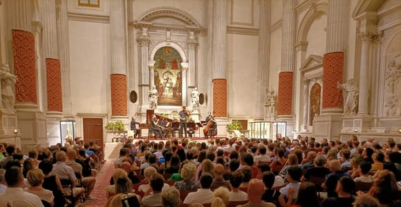 Venice: Vivaldi's Four Seasons Concert & Music Museum Visit