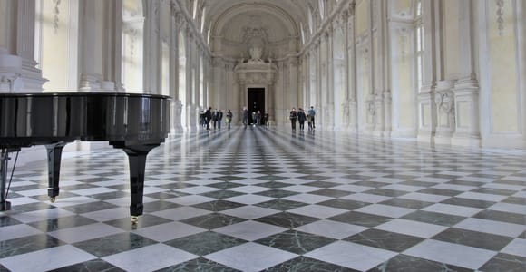 Entrada a La Venaria Reale y recorrido en autobús con paradas libres