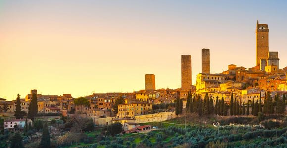 Florence: Day Trip with Free Time in San Gimignano and Siena