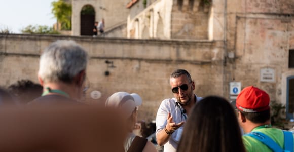 Guided tour of the Sasso Barisano and Sasso Caveoso