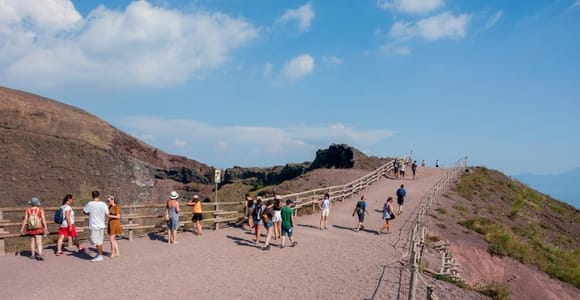 Depuis Ercolano : billet d'entrée au parc du Vésuve et bus aller-retour