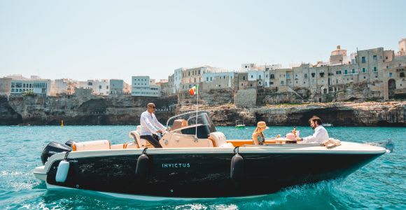 Polignano a Mare : croisière en bateau avec prosecco