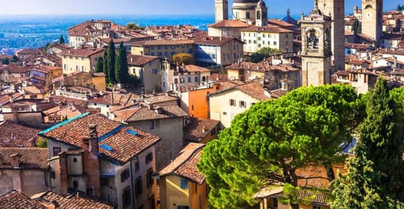 Bergamo: Private custom tour with a local guide
