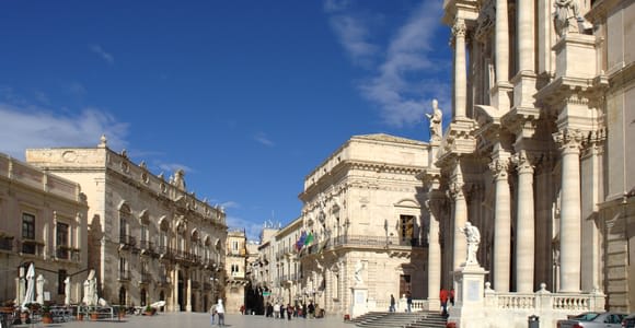 From Taormina: Syracuse and Noto Guided Day Trip by Bus