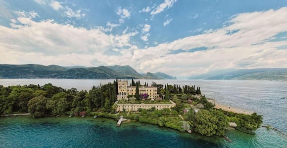 Peschiera del Garda: 2-Hour Speedboat Tour in the South of the Lake