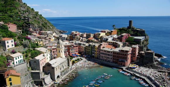 Florence: Cinque Terre Day Trip with Optional Hiking or Pisa