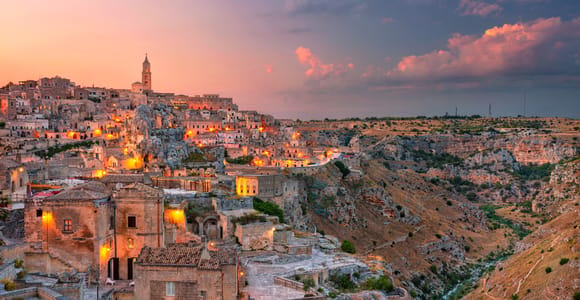 Matera: Guided City Center Tour with Cave Churches & Houses