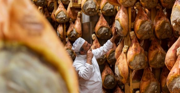 Tour gastronómico en grupos pequeños por Parma: parmigiano, prosciutto y castillo