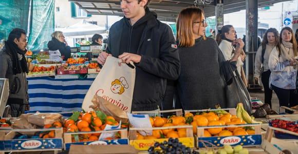 Padua: Walking Tour & Traditional Cooking Class with Wine