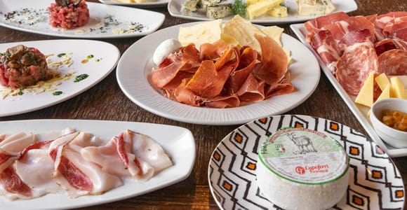 Food and Wine Experience in a historic mansion
