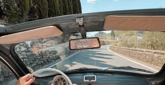 Depuis Sienne : Excursion d'une journée dans une Fiat 500 d'époque avec vignobles