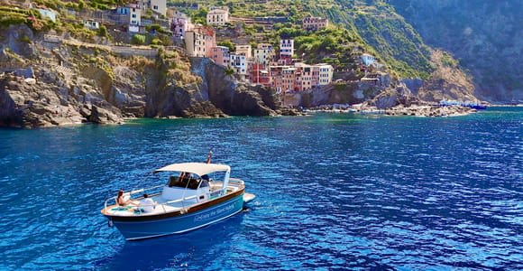 Cinque Terre: Hybrid Boat Tour with Swimming Stop