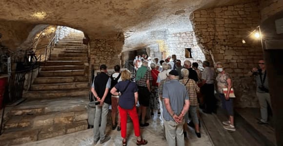 Tour dei frantoi sotterranei e degustazione vicino ad Alberobello e Ostuni