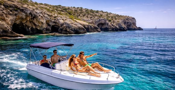 Capo di Leuca: License-Free Boat Adventure with Snorkeling