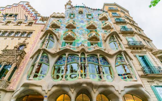 Barcelona: Casa Batlló Entry with Self-Audioguide Tour