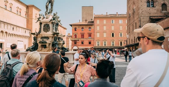 Bologna Walking tour with Tower Sky View and Archiginnasio
