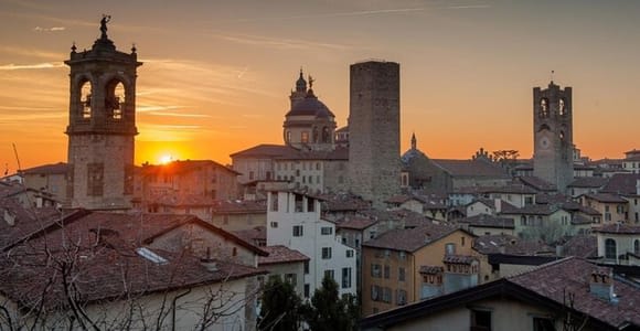 Bergamo : Highlights Private Walking Tour