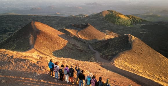 Catania: Atemberaubende Tour zum Sonnenuntergang am Ätna mit Abholung und Rücktransfer