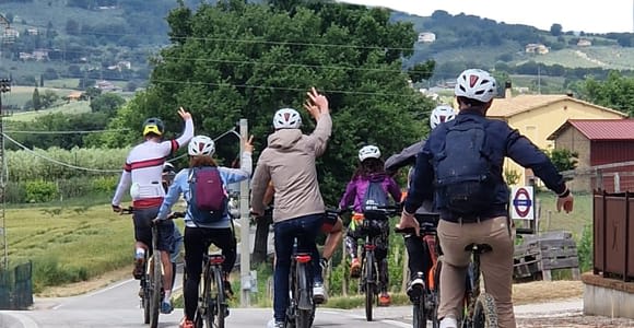Asís y Bevagna: tour en bici eléctrica por Umbría