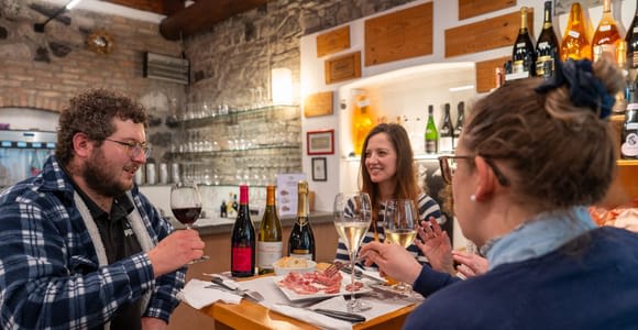 Comer See: Lokale Foodtour in Kleingruppe mit kompletter Mahlzeit und Wein