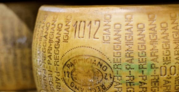 Parmesan Cheese Tour & Tasting in Modena