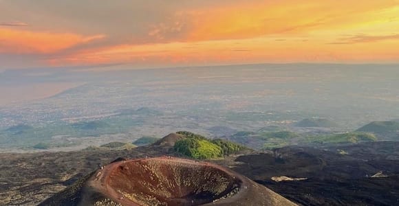 Catania: Ätna Sunset Tour mit Abholung und Rücktransfer