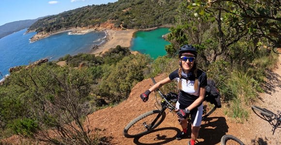 Elba Island Bike Tour: Porto Azzurro and Terranera Lake by e-MTB