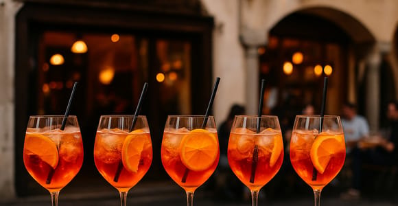 Padua: Spritz Cocktail Tour with 5 Drinks