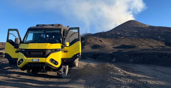 Mont Etna : visite guidée des cratères nord supérieurs en 4x4 avec randonnée
