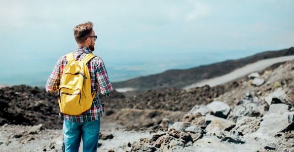 Von Catania: Wanderung auf dem Ätna, Lavahöhle & Verkostungstour