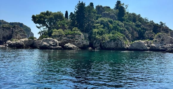Da Messina: tour in barca alla scoperta di Isola Bella e Taormina