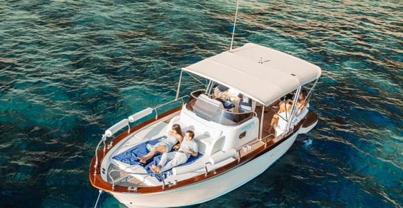 Cinque Terre Sunset boat tour : golden hour on the water