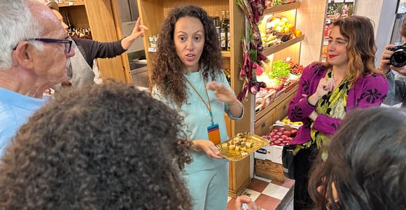 Florence: Street Food Tour with Wine & Local Guide