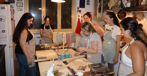 Pisa: Private Home-made Pasta Cooking Class