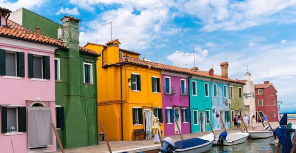 Murano & Burano: Boat Tour with Guide & Glass Factory Visit