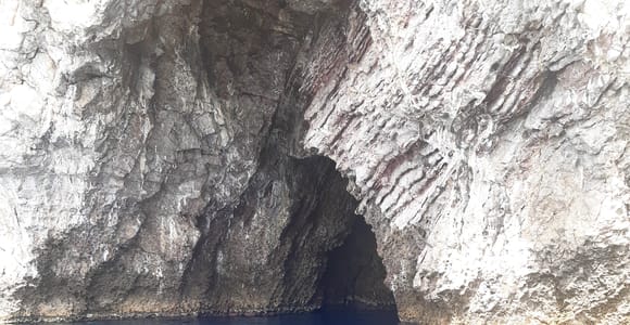 Giardini Naxos: Isola Bella and Grottos Cruise with Aperitif