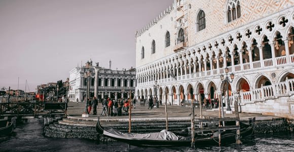 Venice: Doge's Palace, Bridge of Sighs, Prisons, Correr & Audio Guides