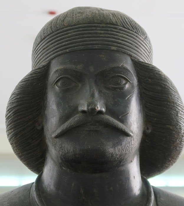 Сурена