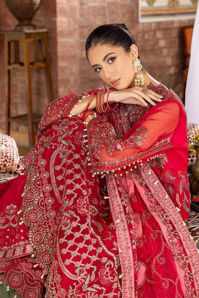 Finding Quality Pakistani Clothes Online in UK: A Buyer's Checklist