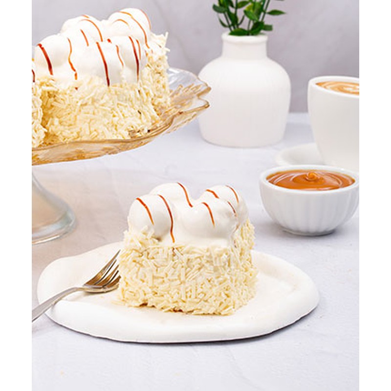 Chefs Cake Beyaz Mono Profiterollü Kare Pasta