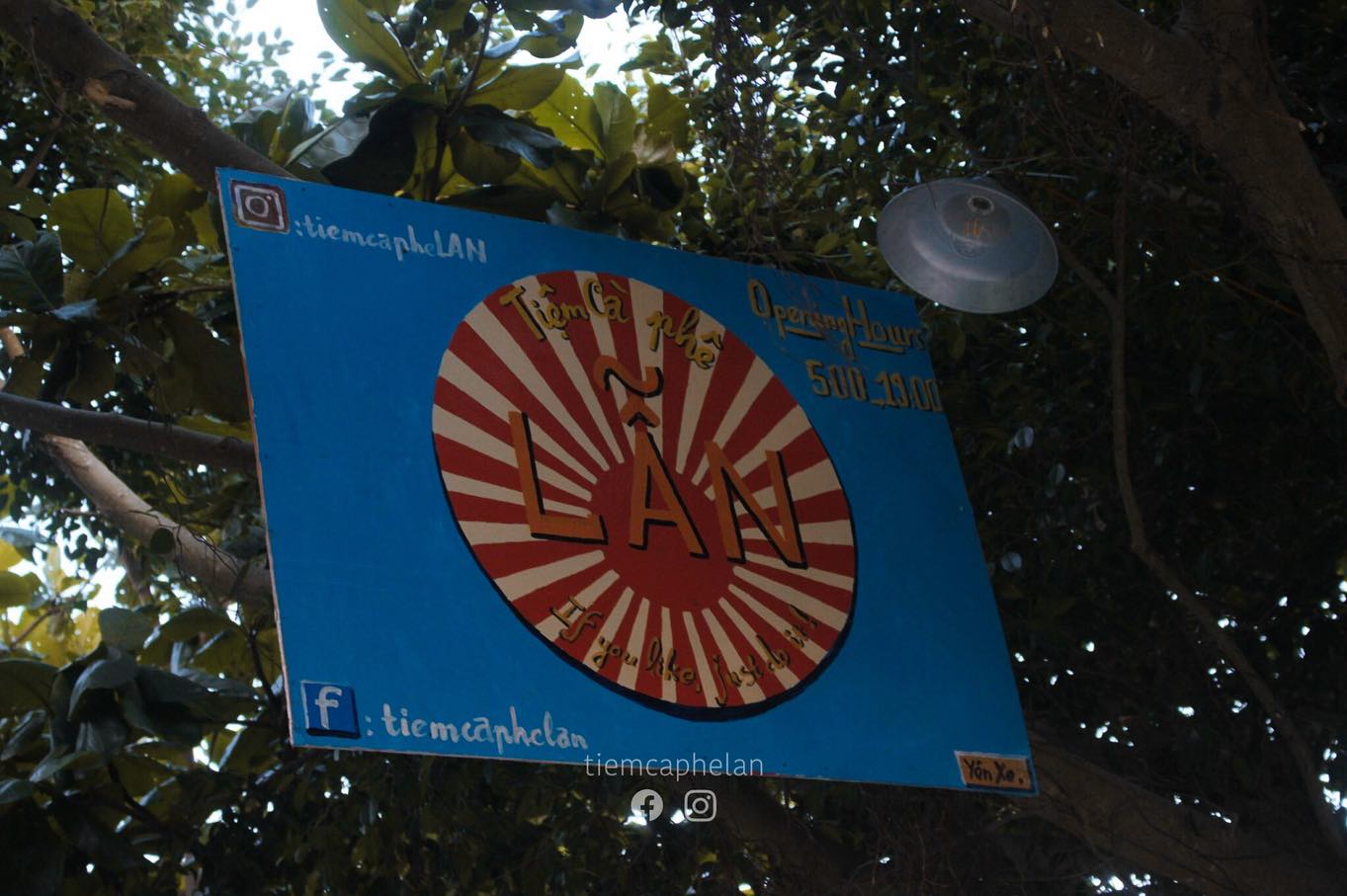 Tiệm Cà Phê LẪN phong cách vintage