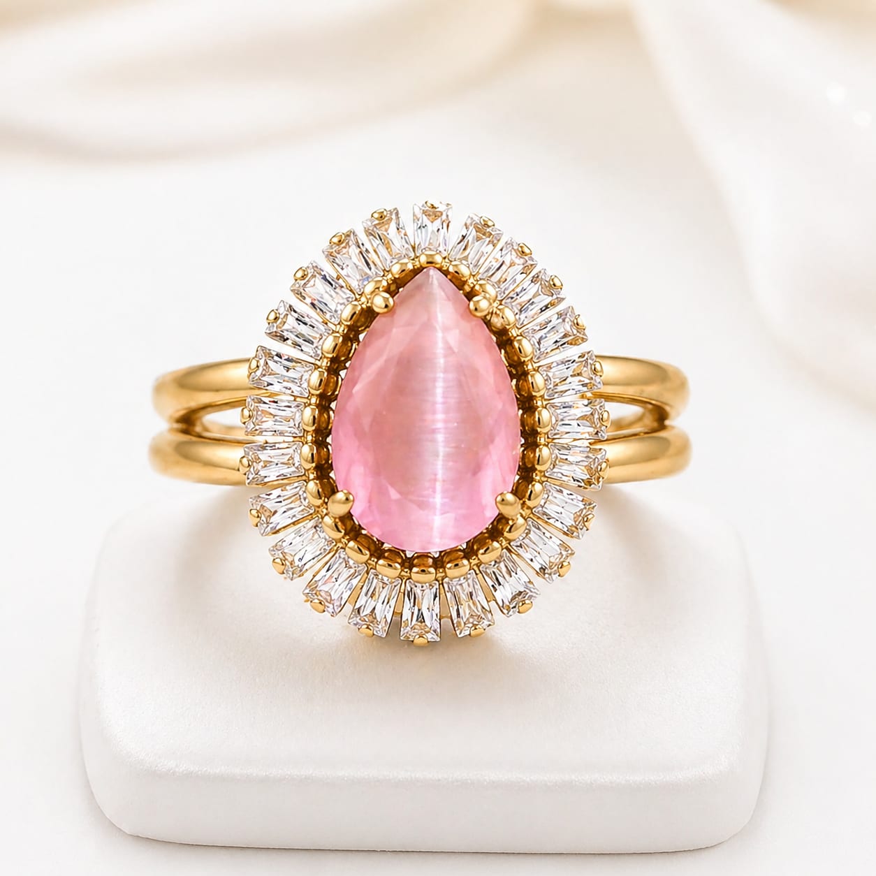 Blush Aura Statement Ring πβ¨