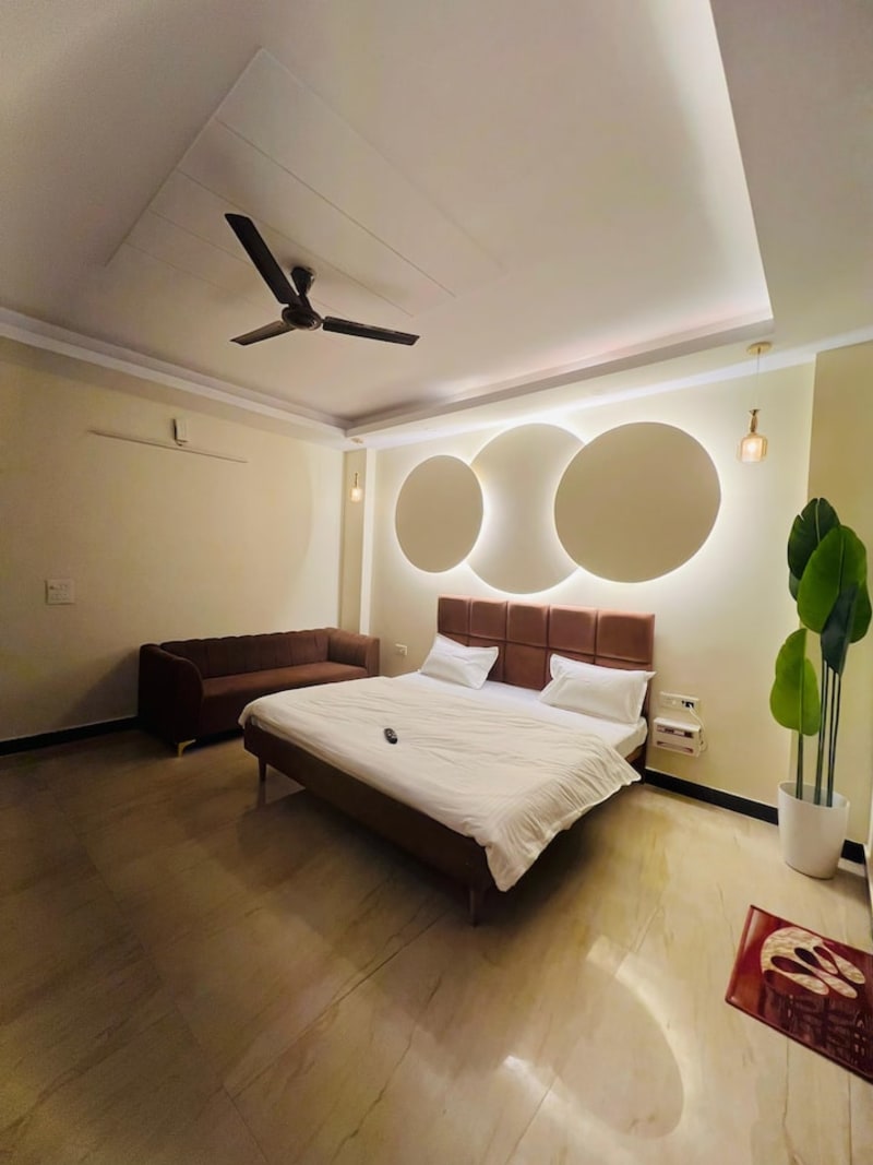 Test Villa - Image 1