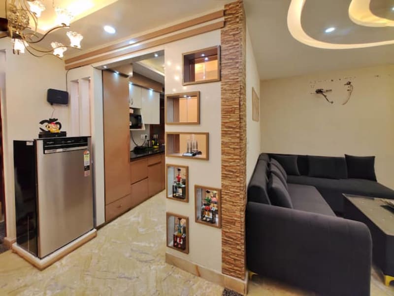 The Comfort Court - Image 1