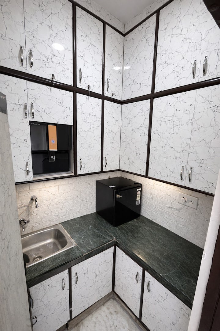 The Metropolitan Suite